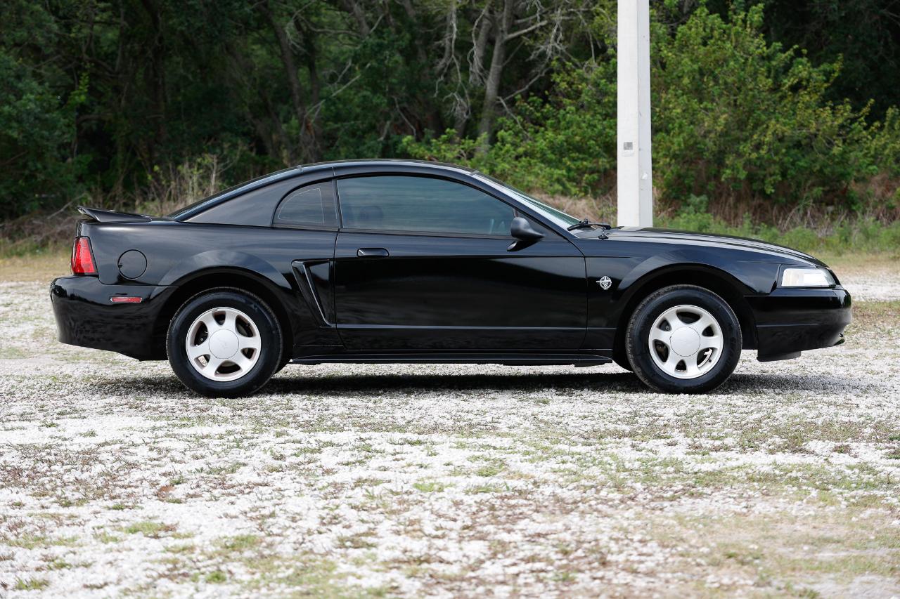 Ford Mustang  1999
