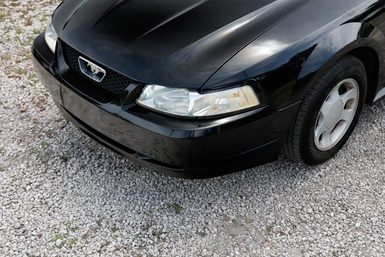 Ford Mustang  1999