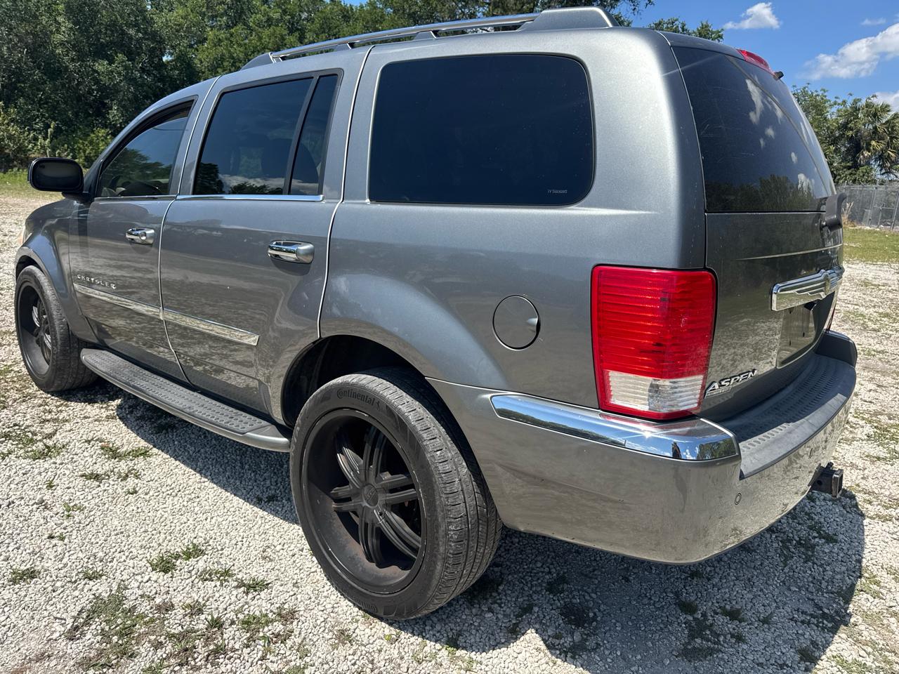 Chrysler Aspen  2007