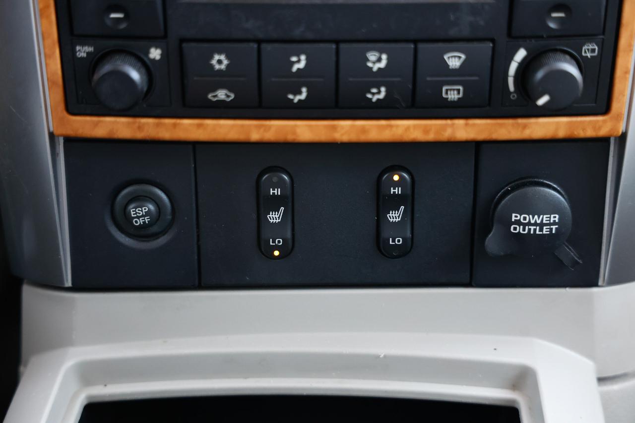 Chrysler Aspen  2007