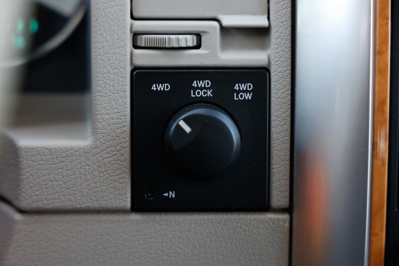 Chrysler Aspen  2007