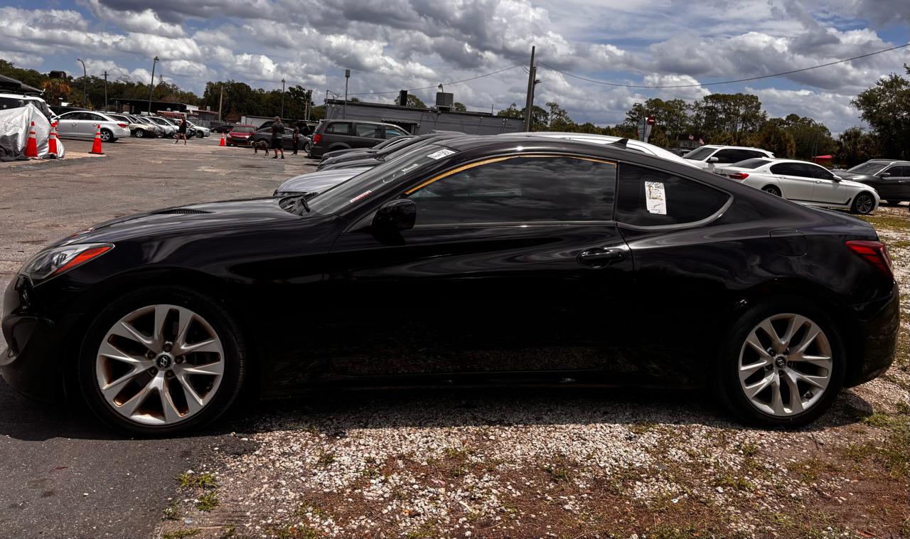 Hyundai Genesis Coupe  2013