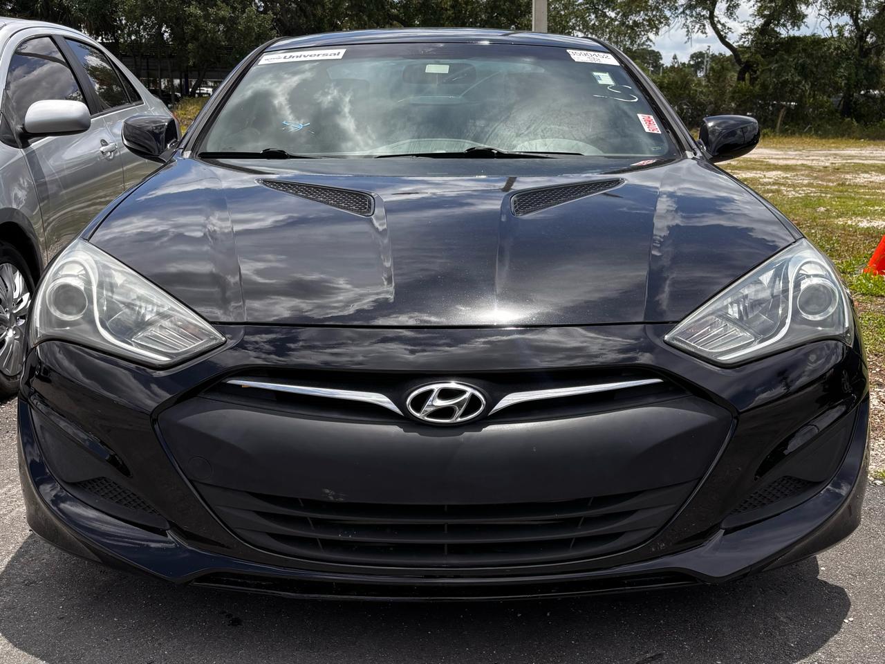 Hyundai Genesis Coupe  2013