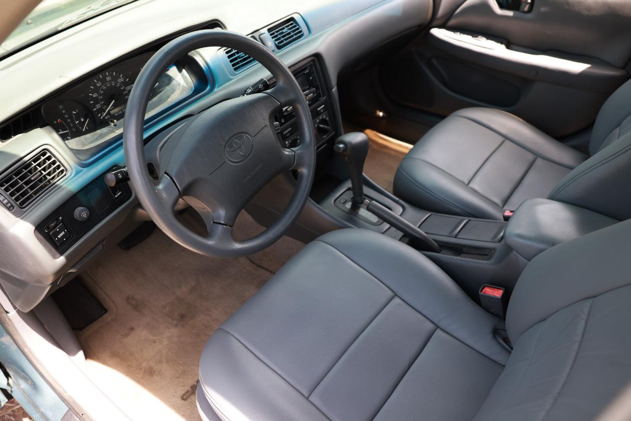 Toyota Camry  2000