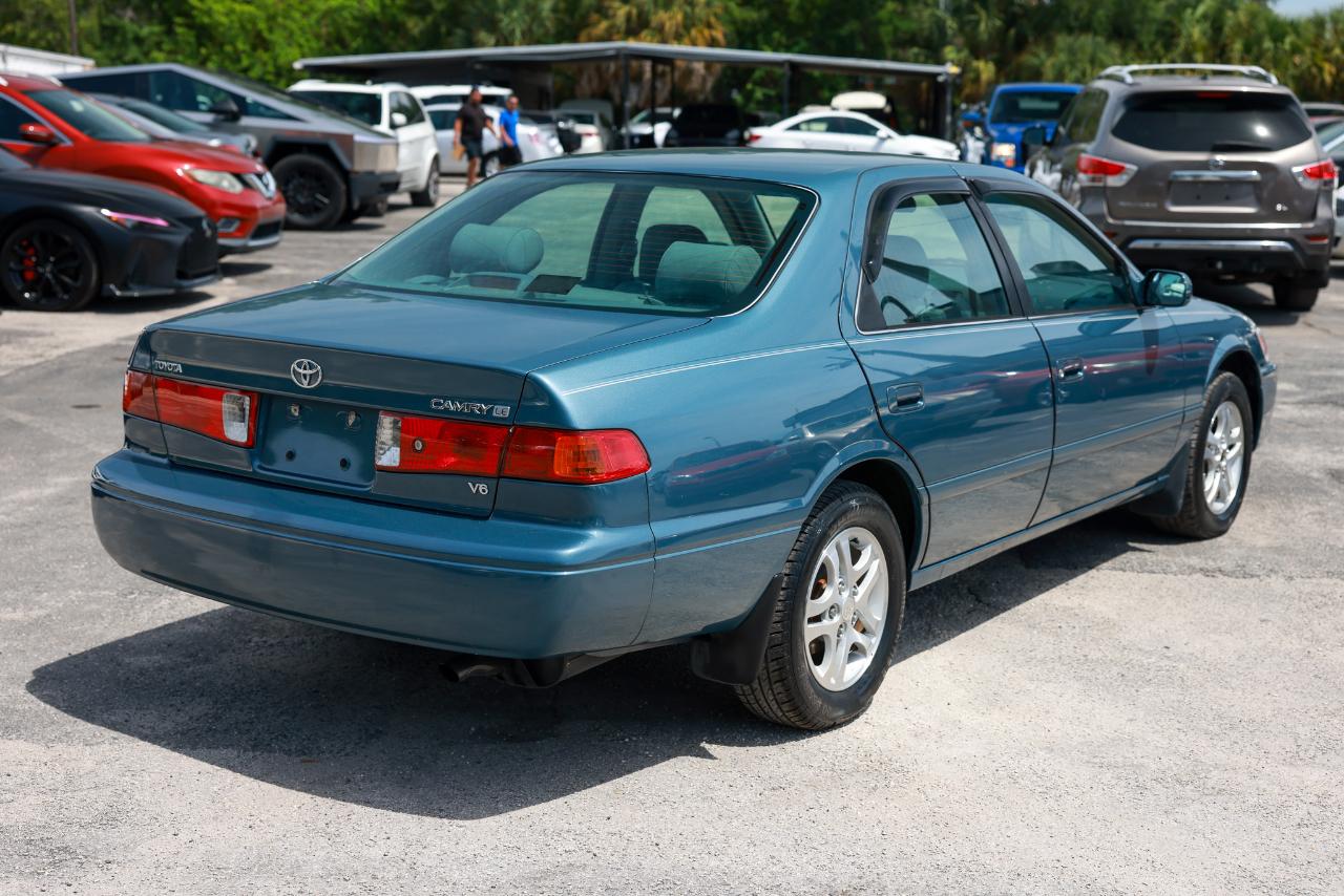 Toyota Camry  2000