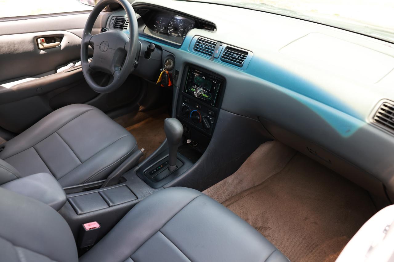 Toyota Camry  2000