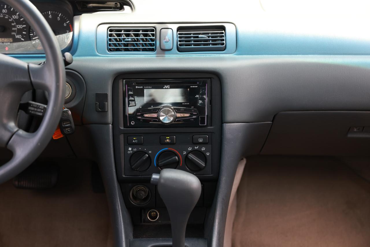 Toyota Camry  2000