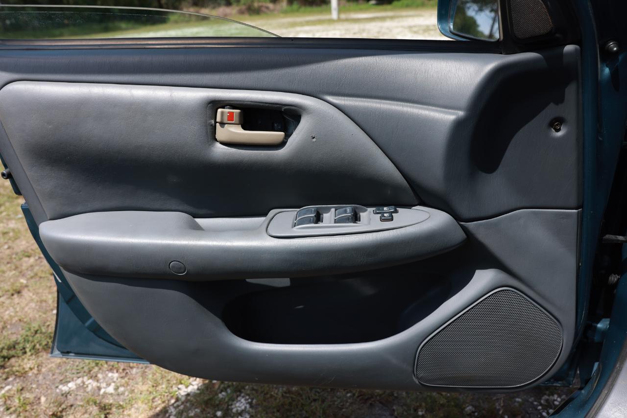 Toyota Camry  2000