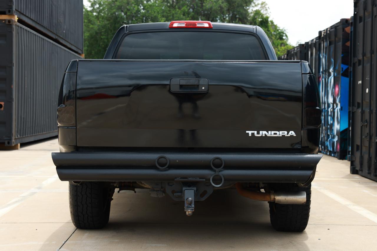 Toyota Tundra 2WD Truck  2010