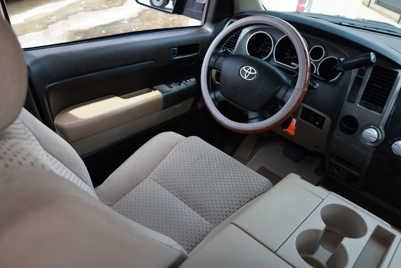 Toyota Tundra 2WD Truck  2010
