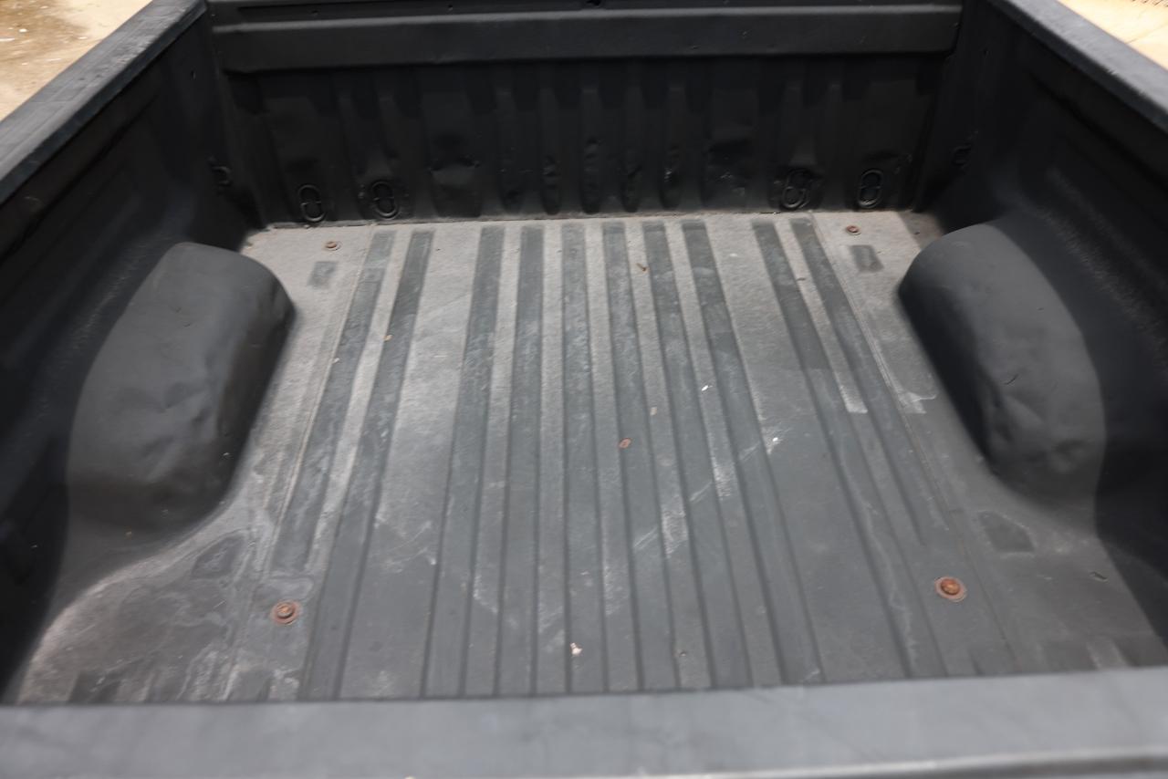 Toyota Tundra 2WD Truck  2010