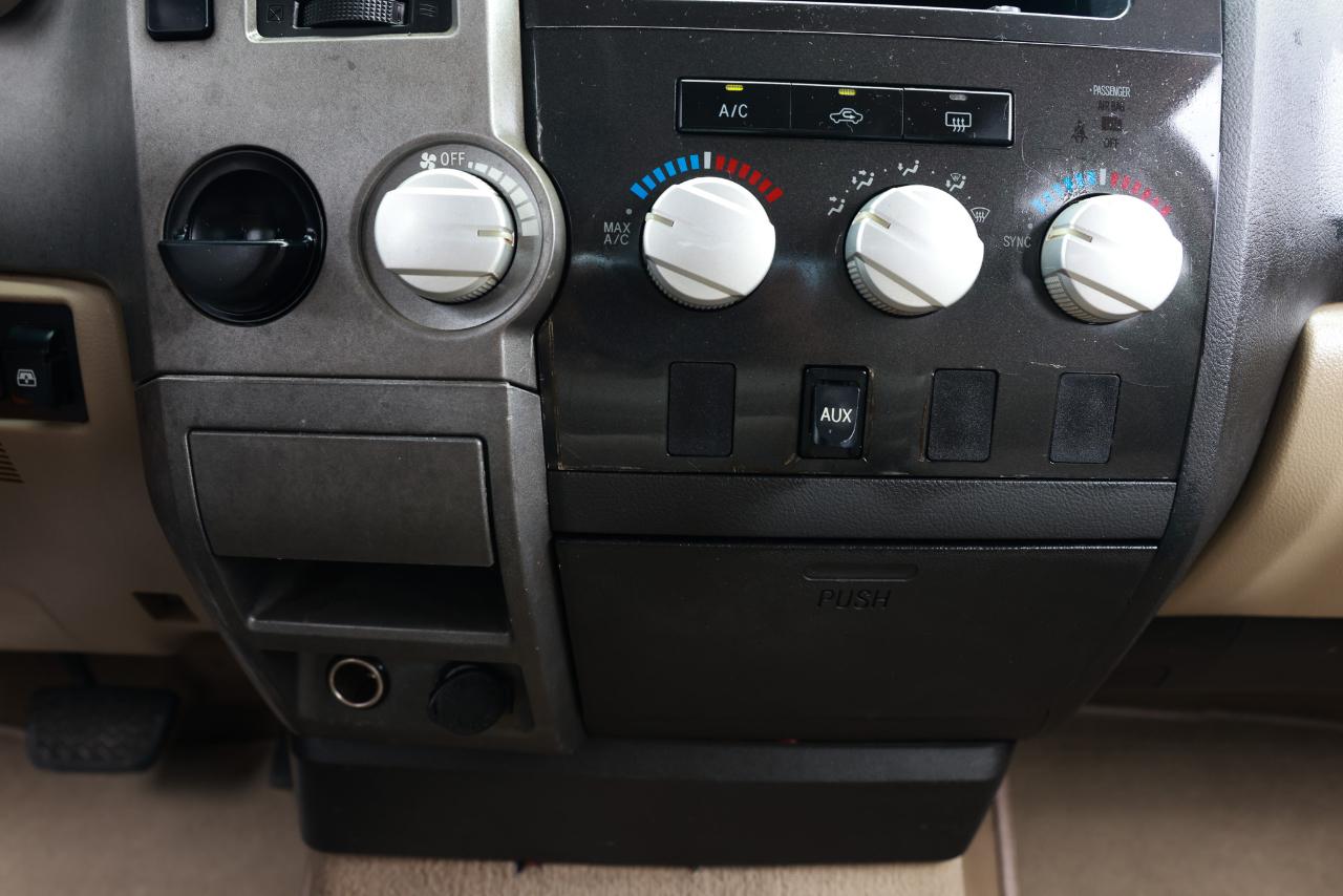Toyota Tundra 2WD Truck  2010
