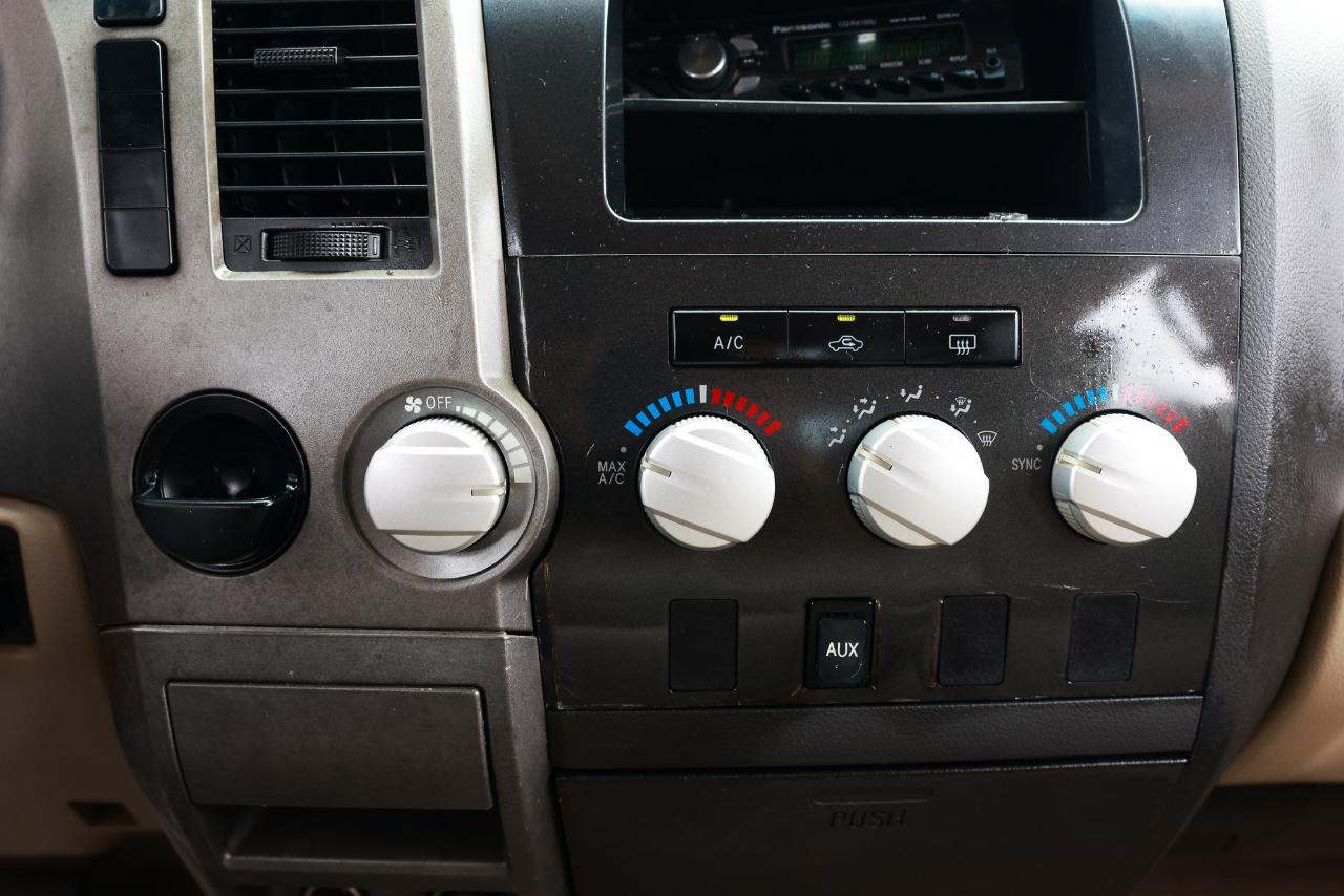 Toyota Tundra 2WD Truck  2010