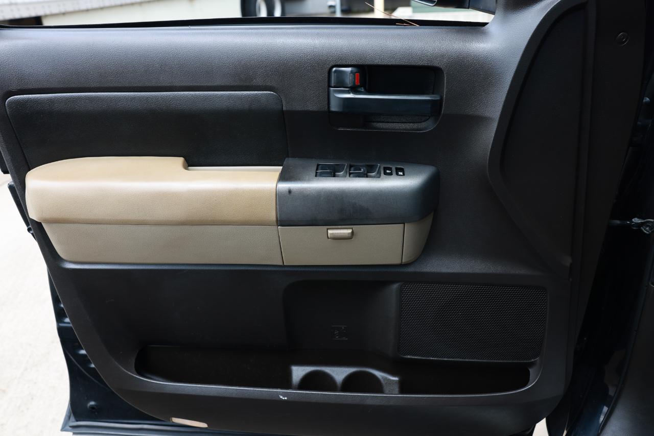 Toyota Tundra 2WD Truck  2010