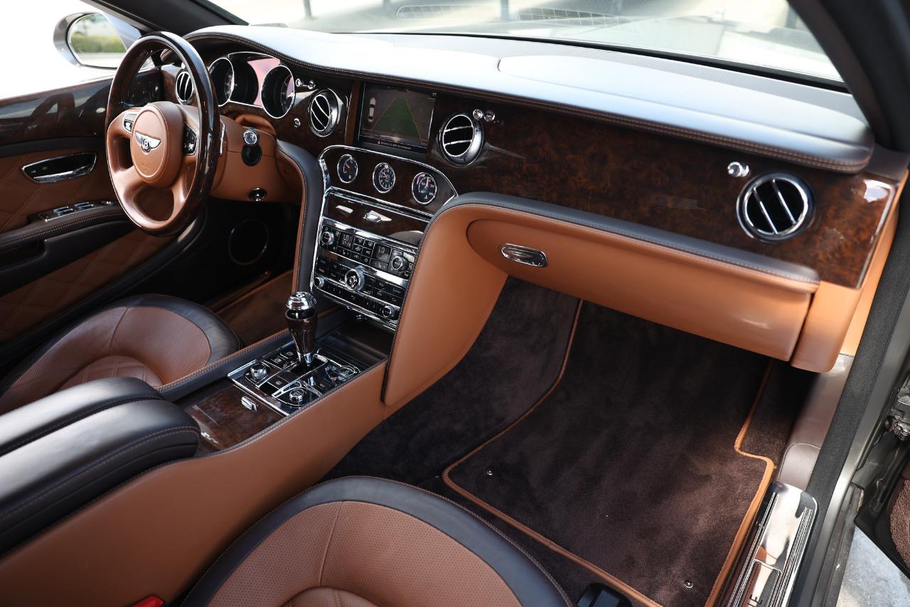 Bentley Mulsanne  2016
