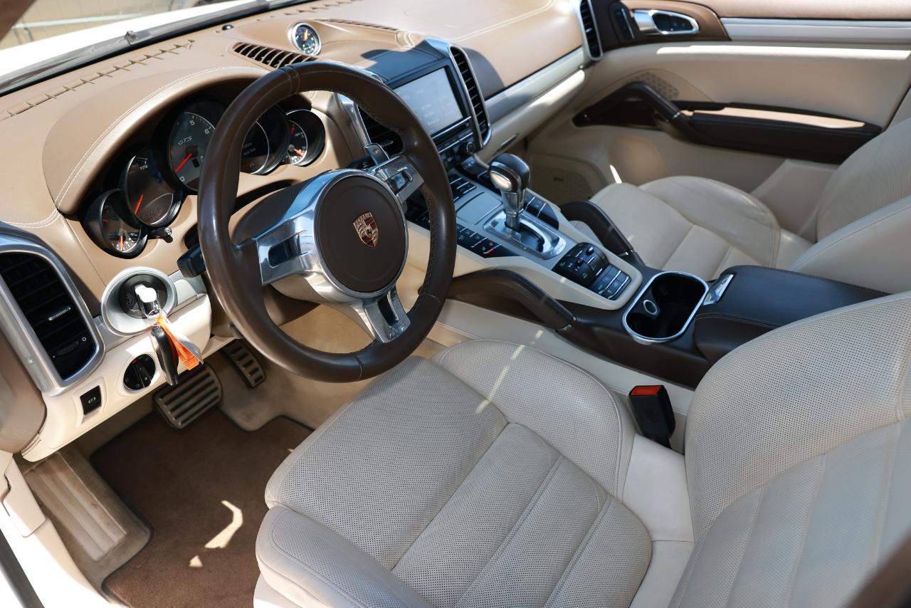 Porsche Cayenne  2014