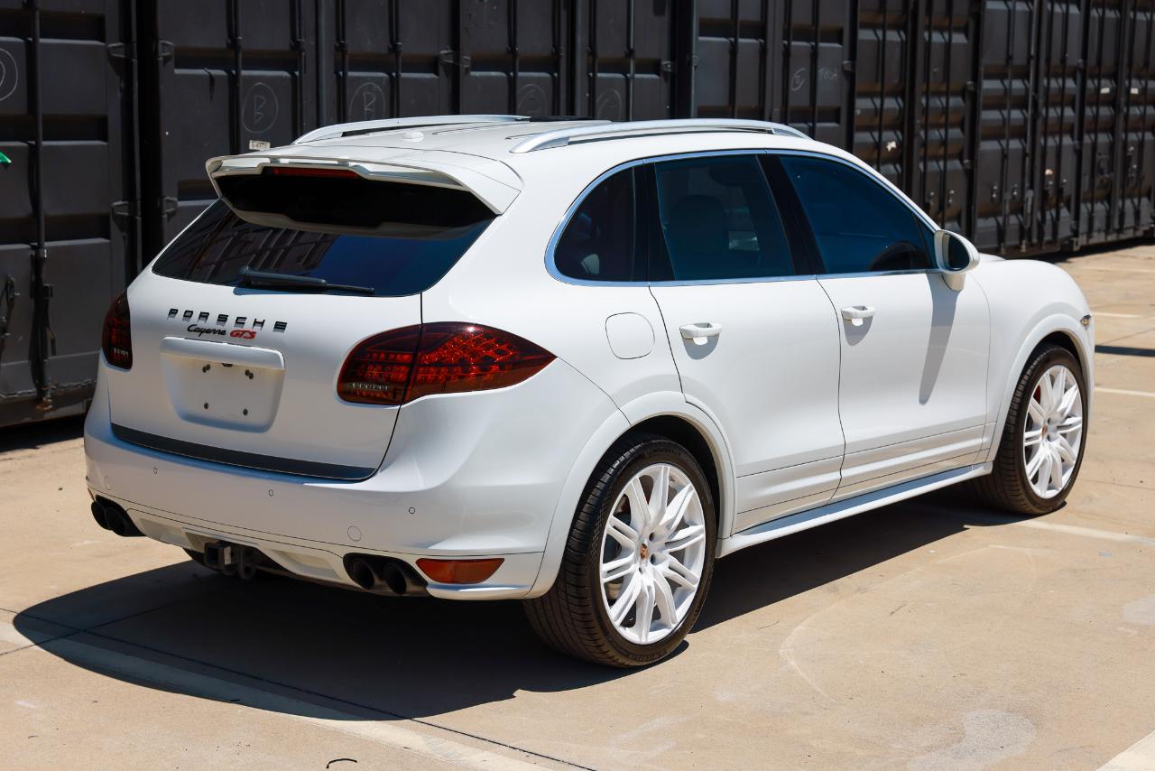 Porsche Cayenne  2014