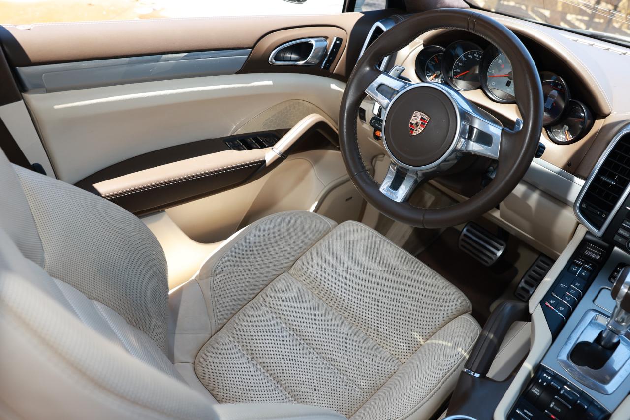 Porsche Cayenne  2014