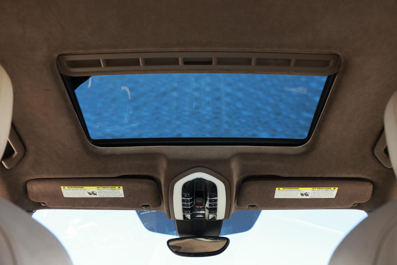 Porsche Cayenne  2014