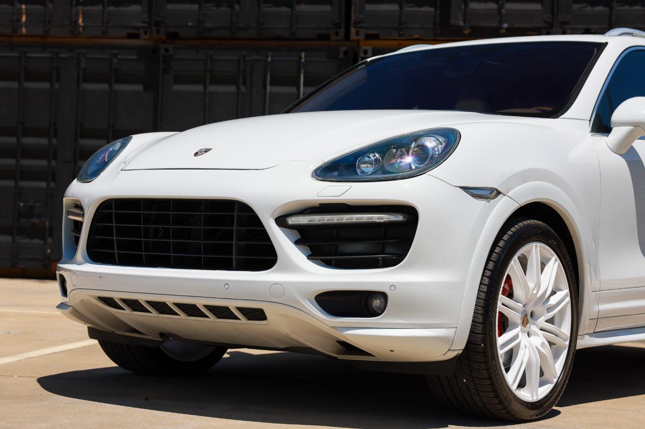 Porsche Cayenne  2014