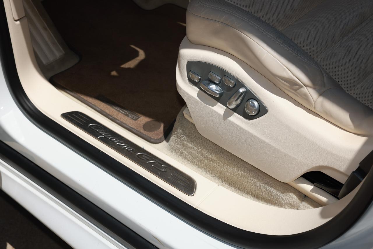 Porsche Cayenne  2014