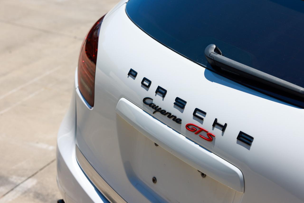 Porsche Cayenne  2014