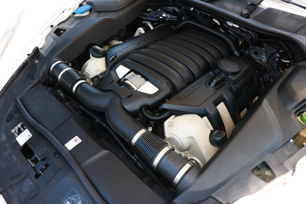 Porsche Cayenne  2014