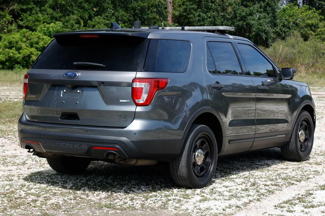 Ford Police Interceptor Utility  2017
