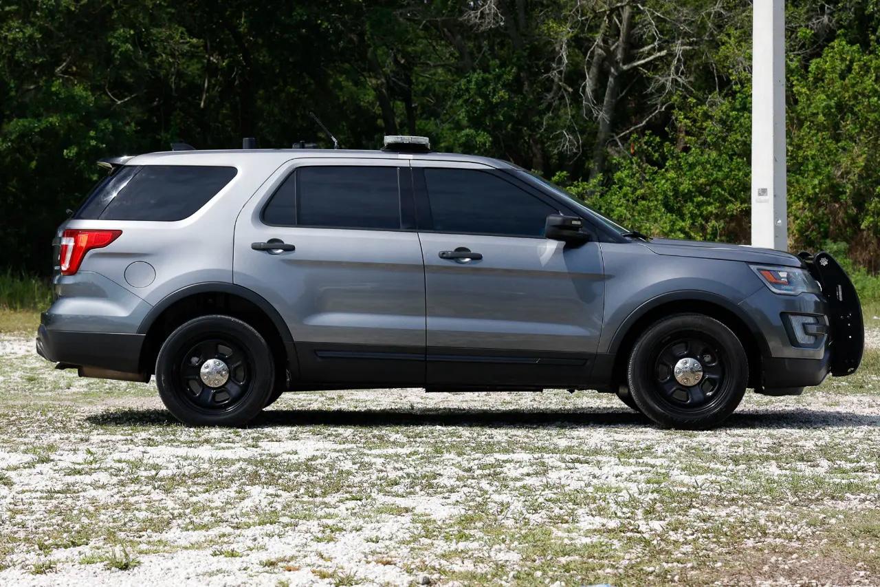 Ford Police Interceptor Utility  2017