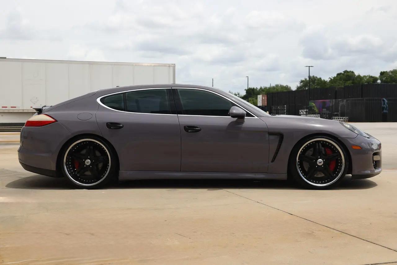 Porsche Panamera  2010