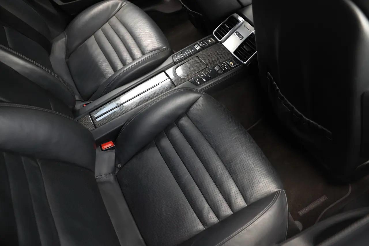 Porsche Panamera  2010