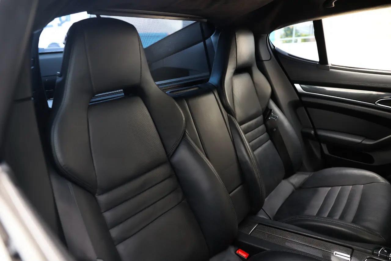 Porsche Panamera  2010