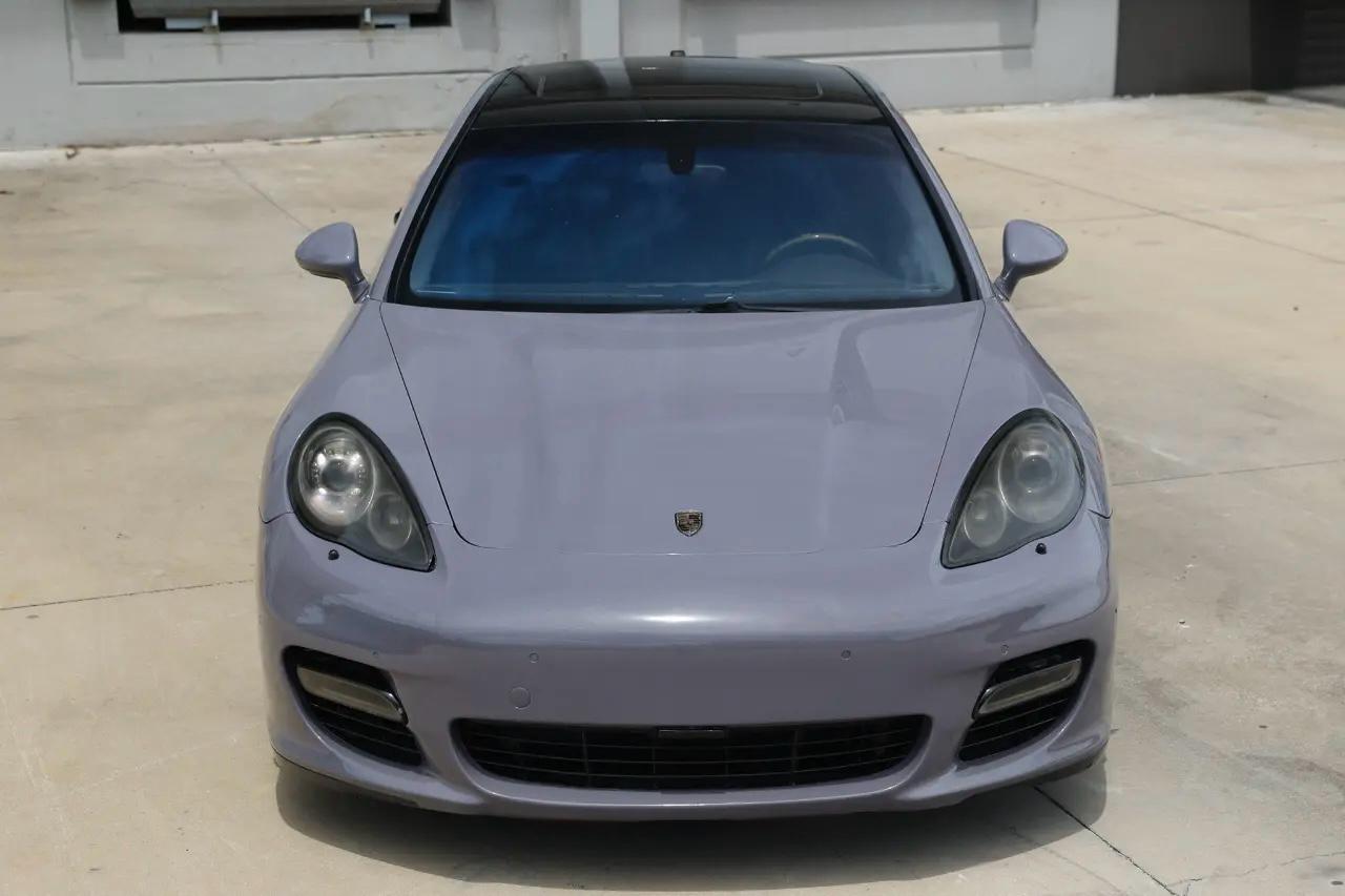 Porsche Panamera  2010