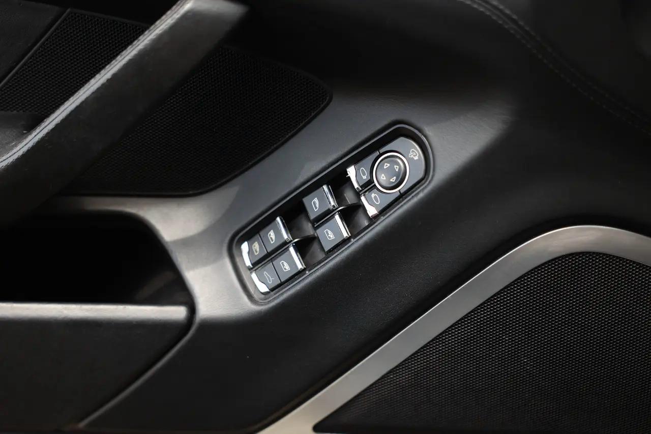 Porsche Panamera  2010