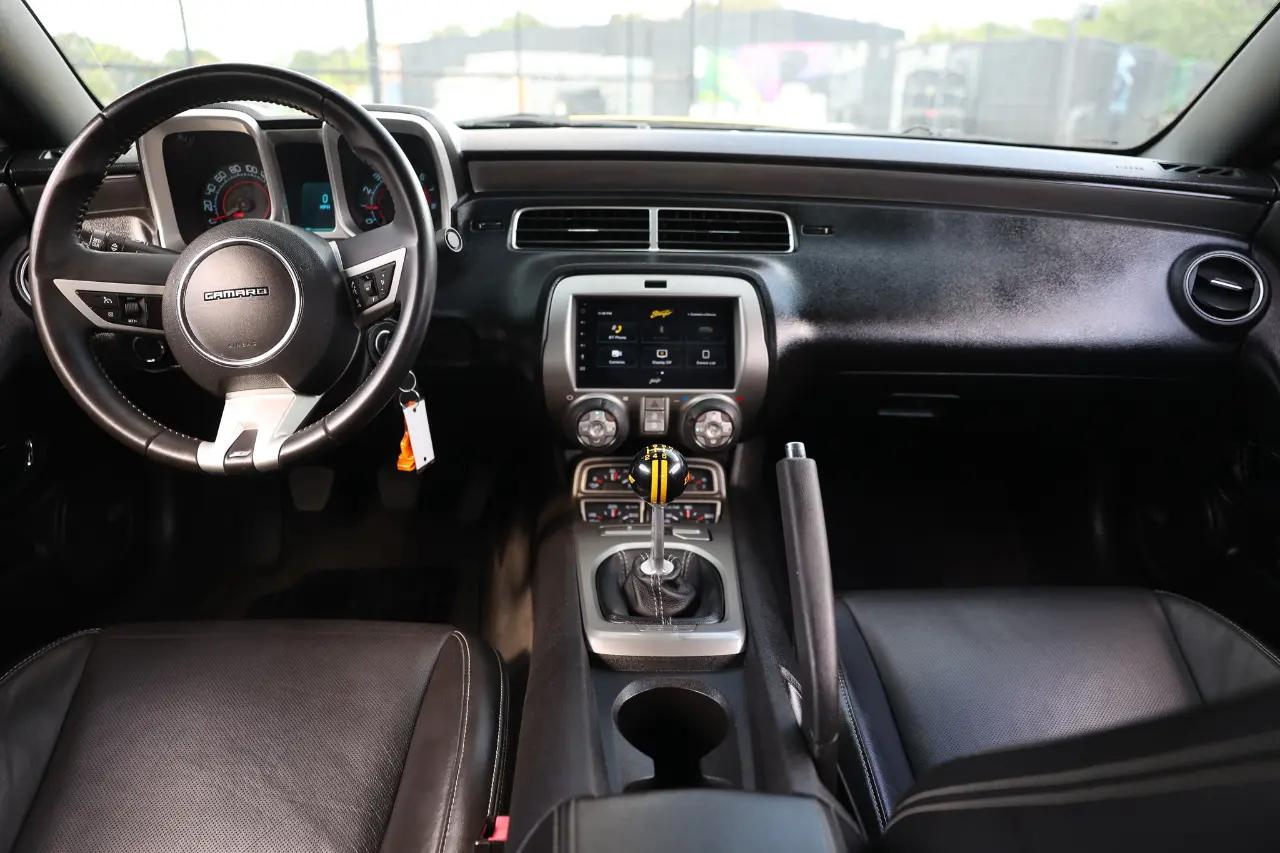 Chevrolet Camaro  2010