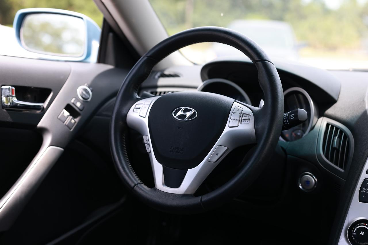 Hyundai Genesis  2010
