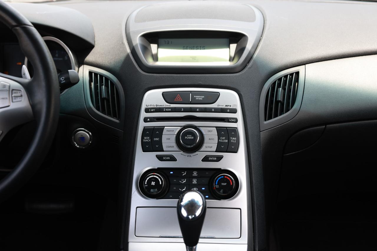Hyundai Genesis  2010