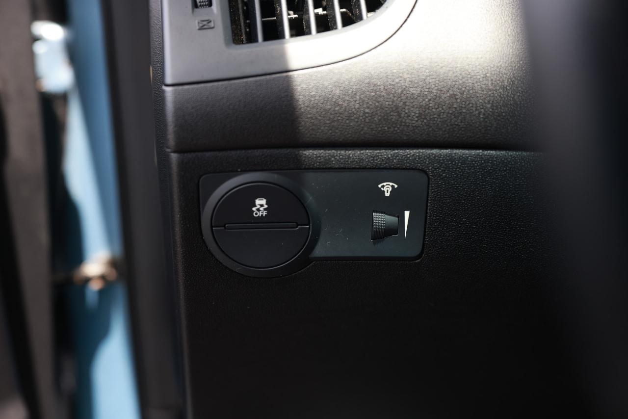 Hyundai Genesis  2010