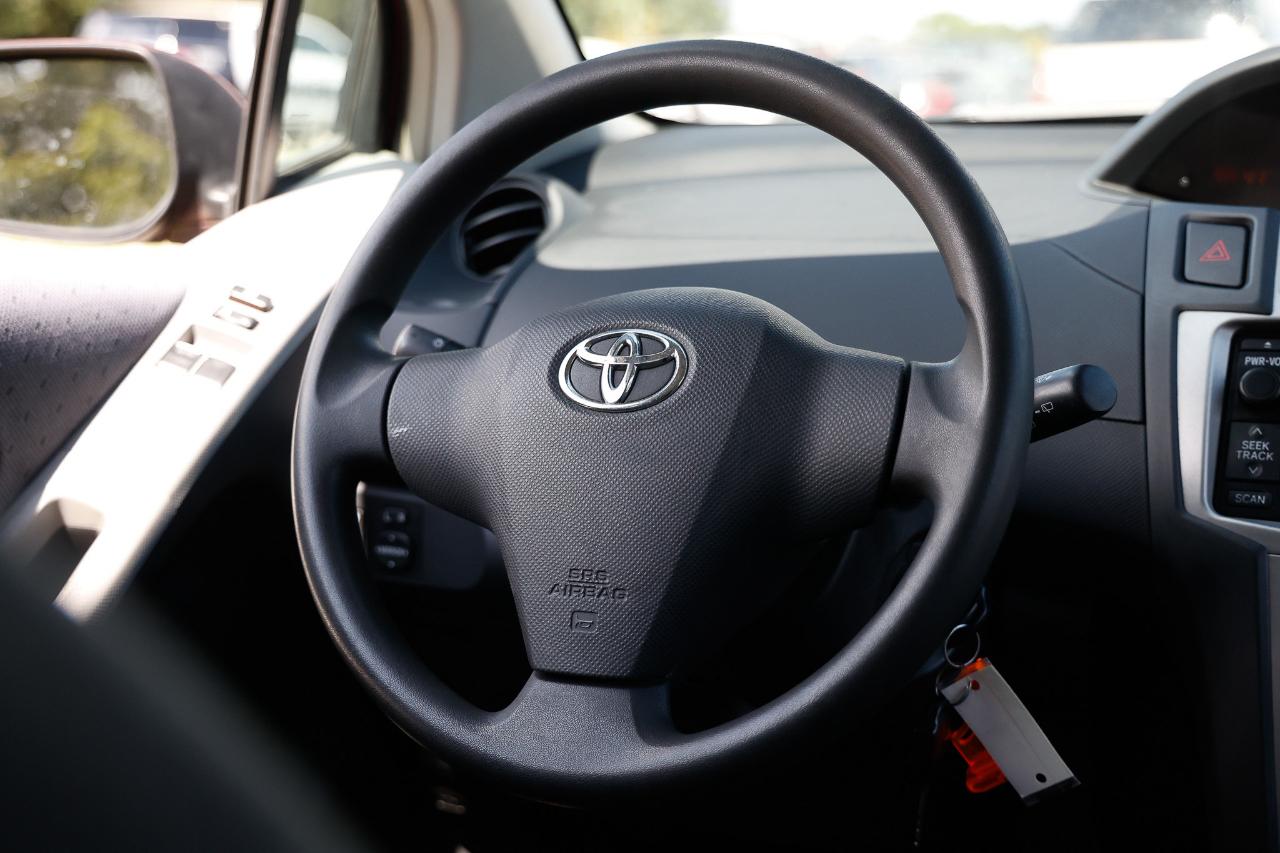 Toyota Yaris  2009