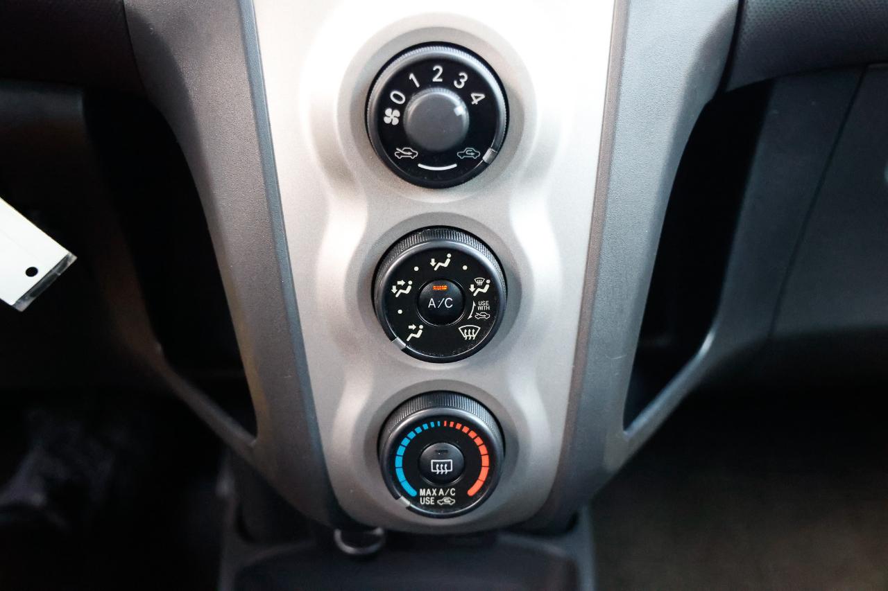 Toyota Yaris  2009