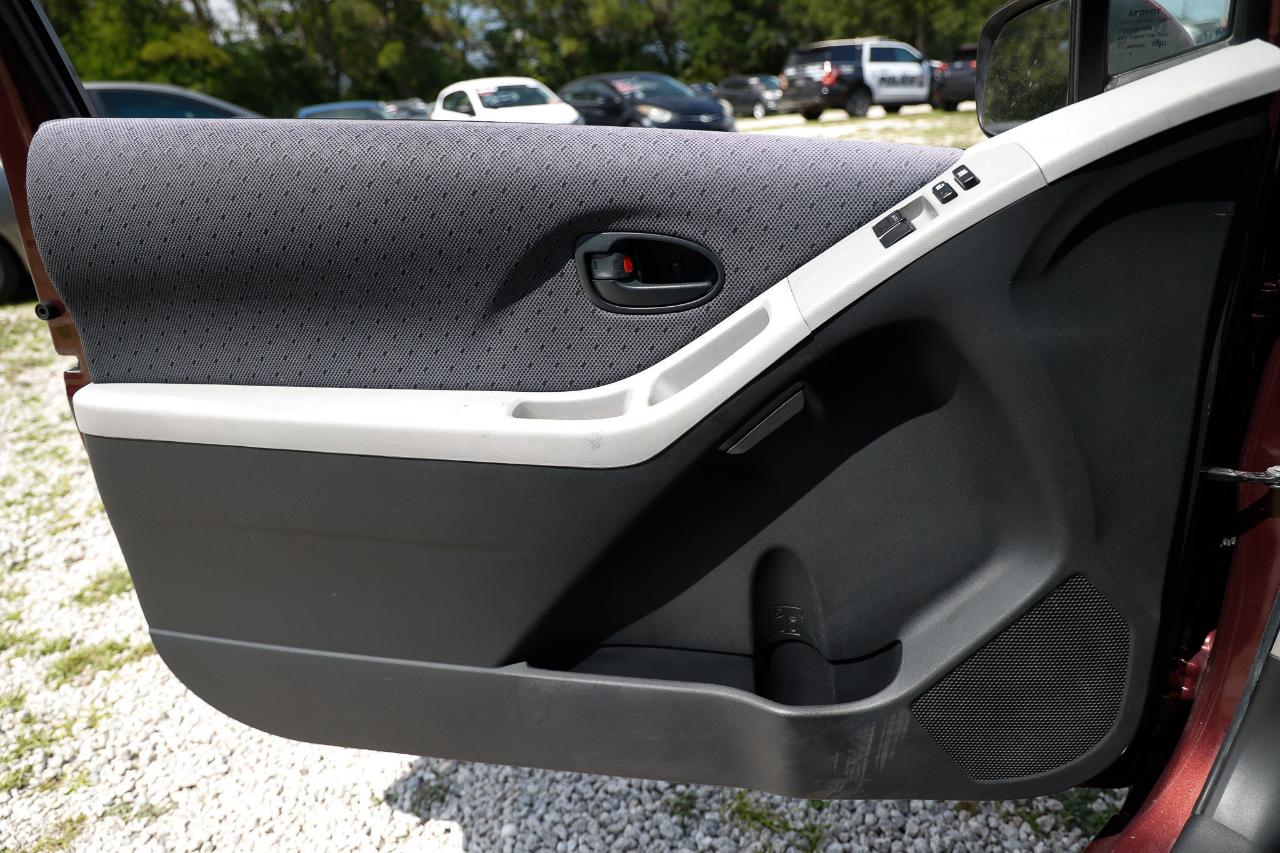 Toyota Yaris  2009