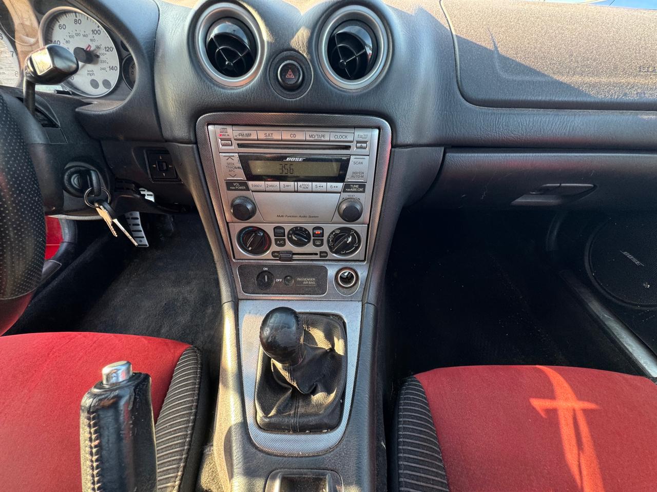 Mazda MX-5 Miata  2004