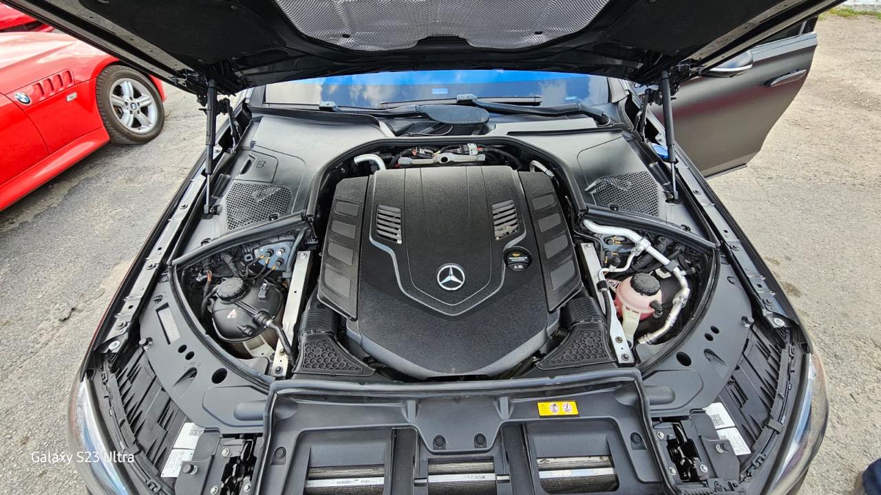 Mercedes-Benz S-Class  2022