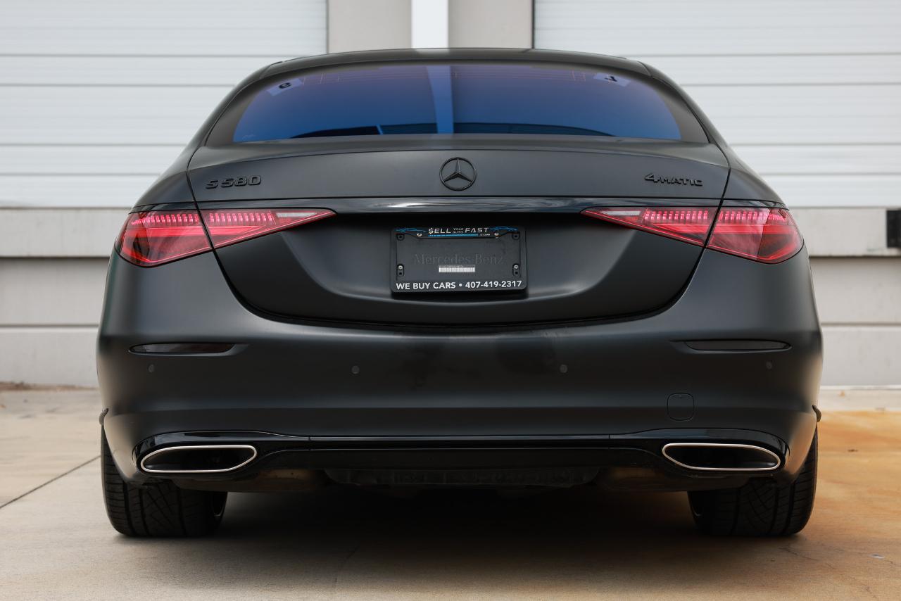 Mercedes-Benz S-Class  2022