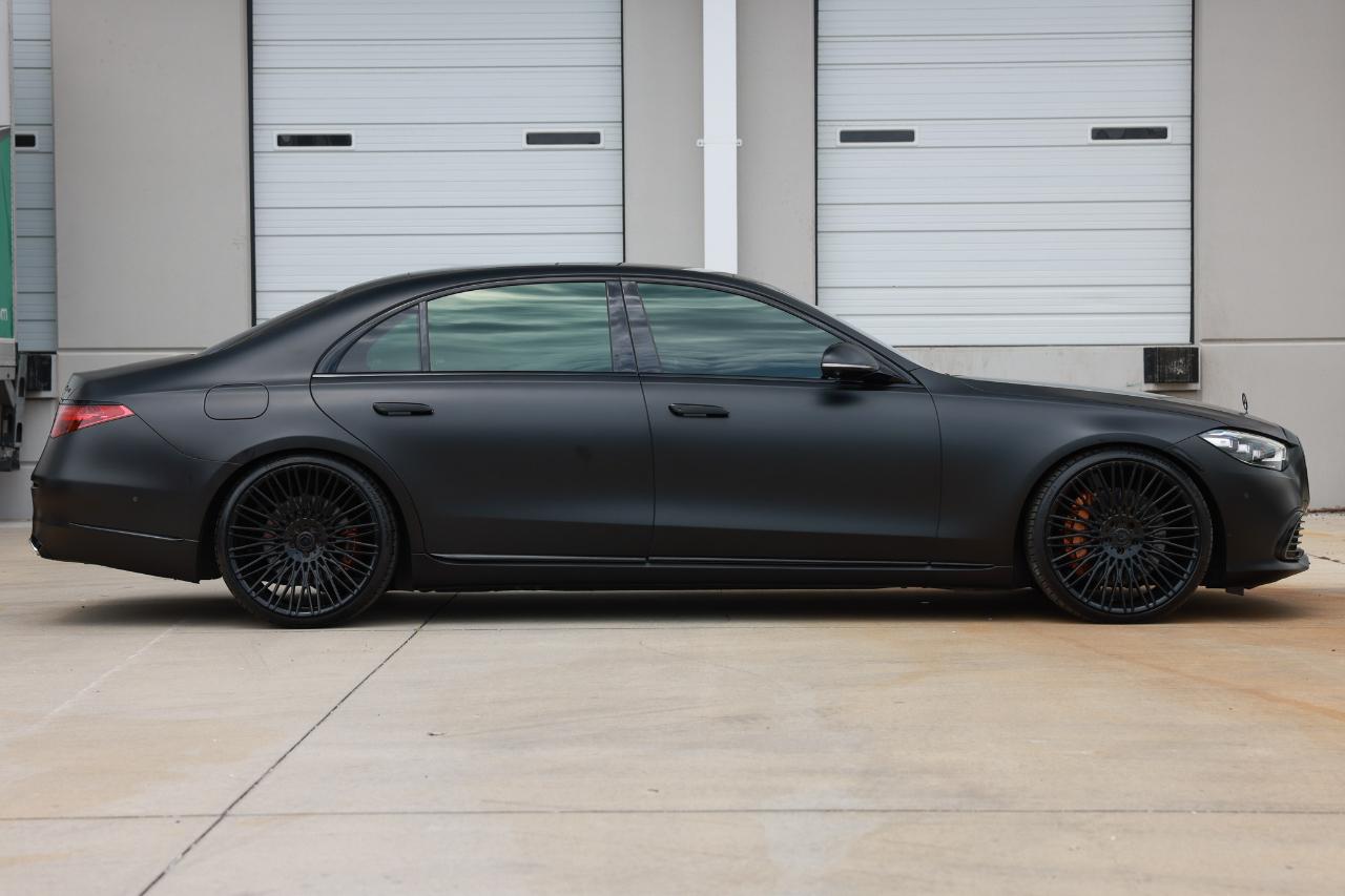 Mercedes-Benz S-Class  2022