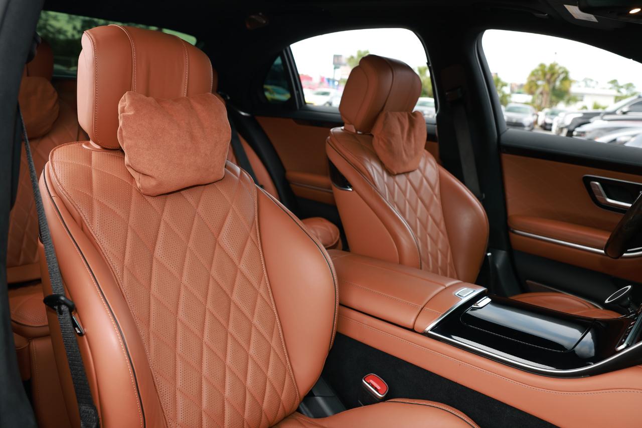 Mercedes-Benz S-Class  2022
