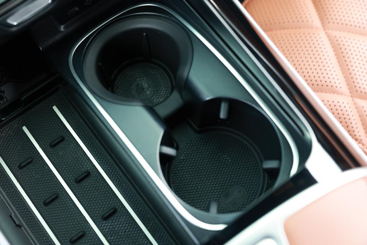 Mercedes-Benz S-Class  2022