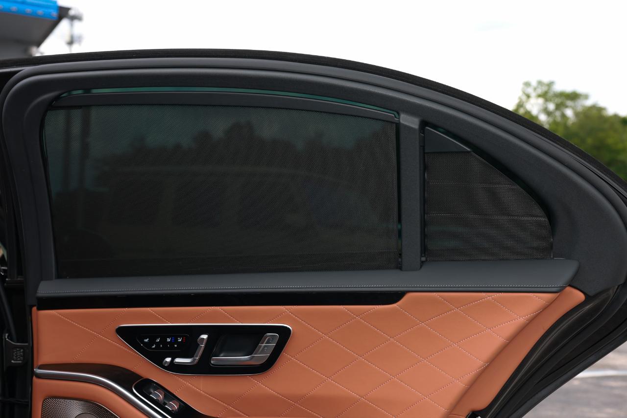 Mercedes-Benz S-Class  2022