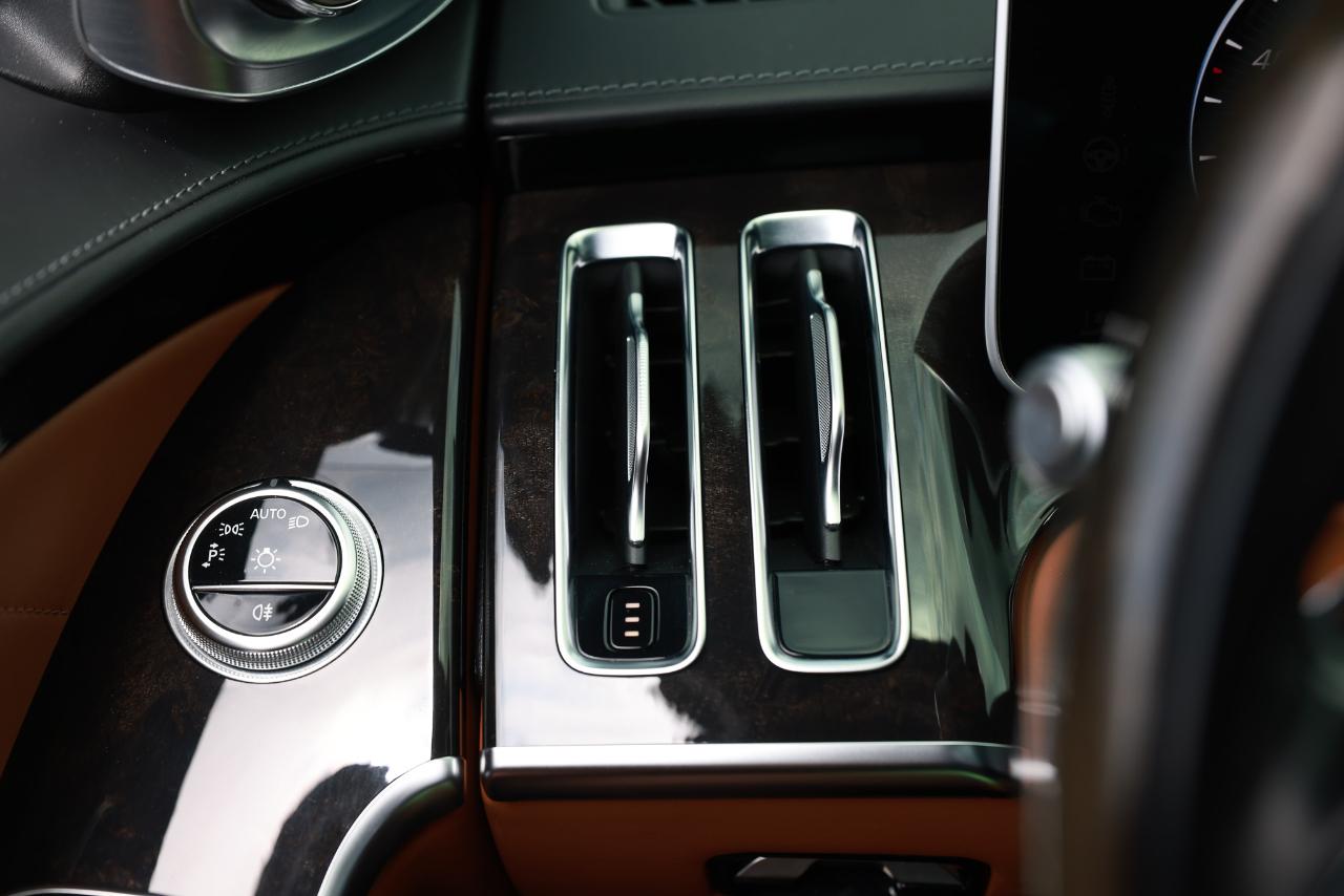 Mercedes-Benz S-Class  2022