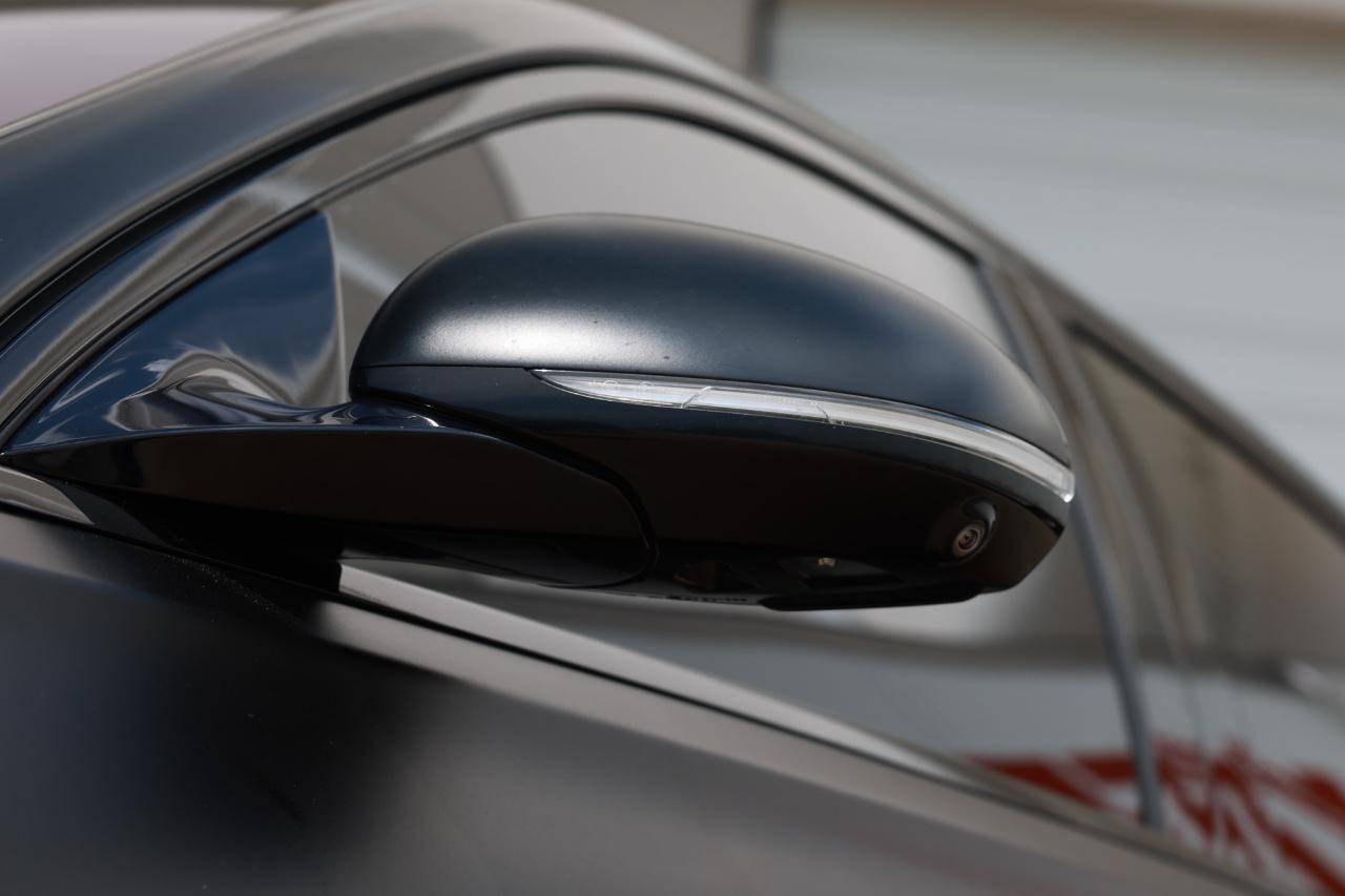 Mercedes-Benz S-Class  2022